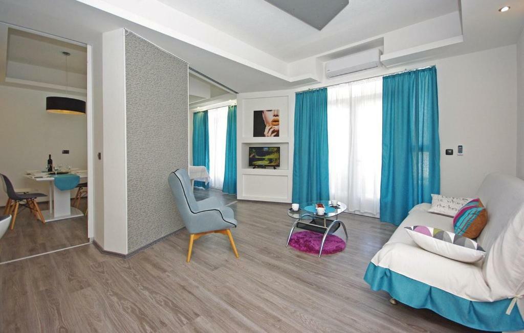 Villa Em Makarska Eksteriør bilde